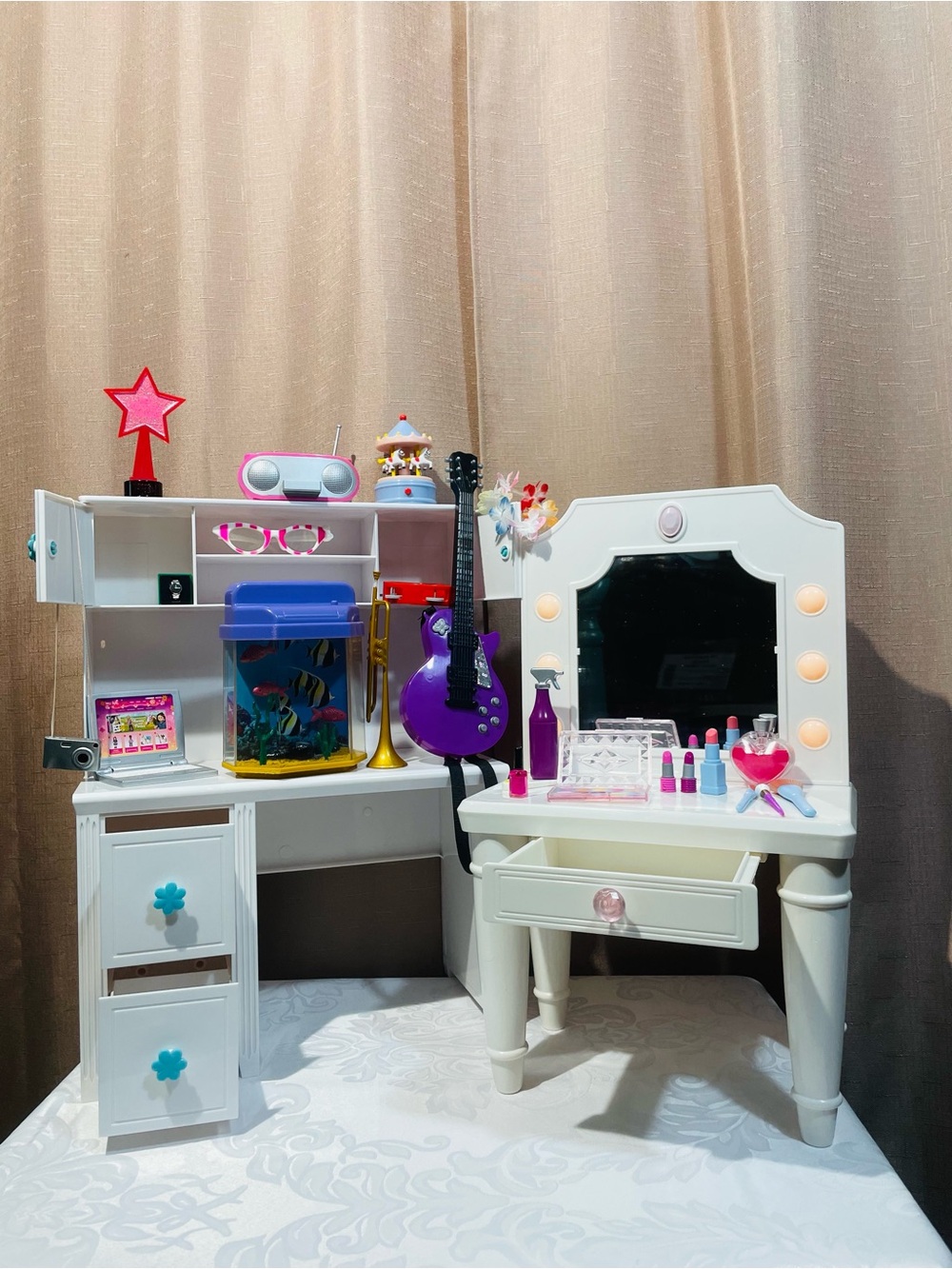 My Life White Vanity & Desk Playset with lots of Accessories GUC